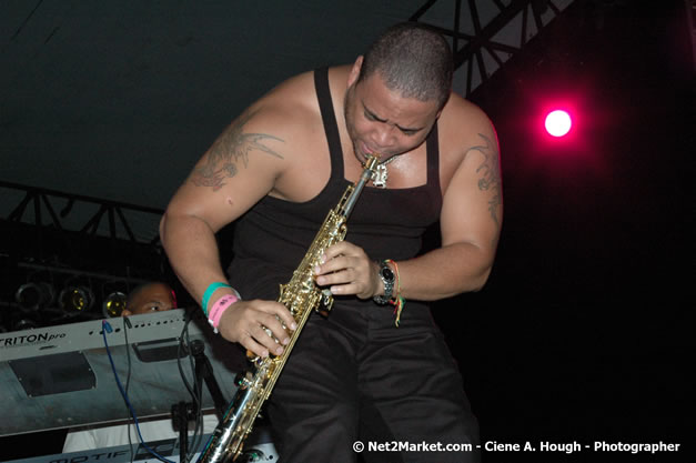 Pieces of a Dream - Air Jamaica Jazz & Blues Festival 2007 - The Art of Music -  Thursday, January 25th - 10th Anniversary - Air Jamaica Jazz & Blues Festival 2007 - The Art of Music - Tuesday, January 23 - Saturday, January 27, 2007, The Aqueduct on Rose Hall, Montego Bay, Jamaica - Negril Travel Guide, Negril Jamaica WI - http://www.negriltravelguide.com - info@negriltravelguide.com...!