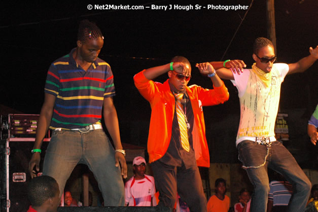 Cross De Harbour @ Lucea Car Park presented by Linkz Entertainment in association with Lucea Chamber of Commerce - Featuring Freddy Mc Gregor, Iley Dread, Mr. Vegas, Lt. Elmo, Champagne, Merital, CC, Brillant, TQ, Mad Dog, Chumps - Lucea, Hanover, Jamaica - Negril Travel Guide.com, Negril Jamaica WI - http://www.negriltravelguide.com - info@negriltravelguide.com...!