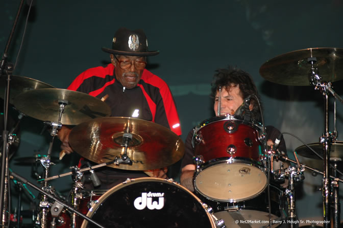 Bo Diddley - Air Jamaica Jazz & Blues Festival 2006 - The Art of Music - Cinnamon Hill Golf Club - Rosehall Resort & Country Club, Montego Bay, Jamaica W.I. - Thursday, Friday 27, 2006 - Negril Travel Guide, Negril Jamaica WI - http://www.negriltravelguide.com - info@negriltravelguide.com...!