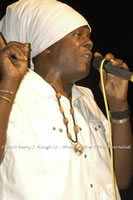 DSC_1885.jpg (60,093 bytes)