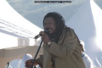 DSC_8779.jpg (33,459 bytes)