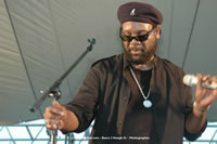 DSC_8763.jpg (39,721 bytes)